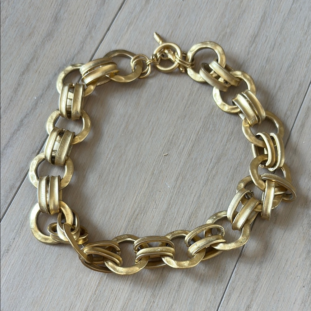 KJL RARE Elegant Gold Chain Necklace